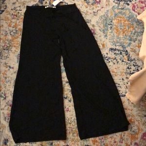 NWT Wide Leg Max Studio Petite Small (Black)
